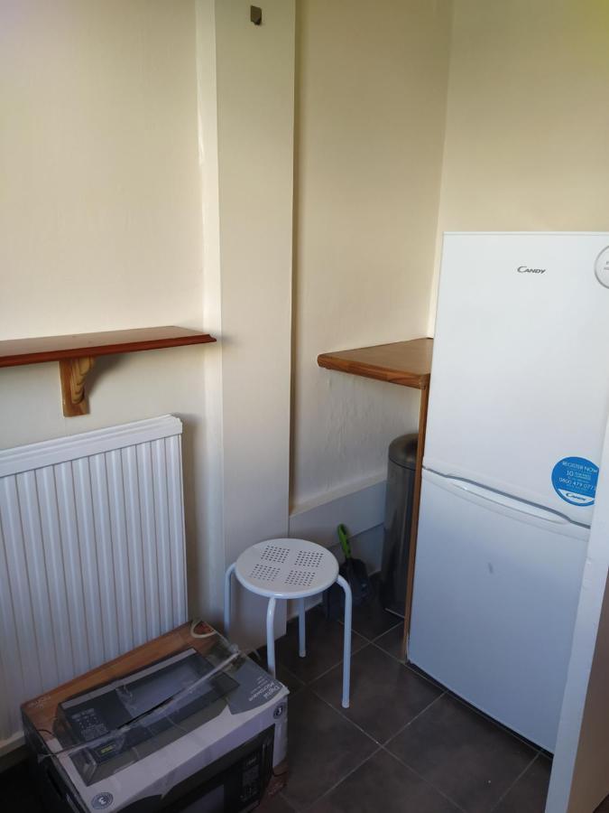 Self Catering 2 Bedroom Flat, Frequent Buses, 1-Minute Walk To Bus Stop, 20 Minutes To City Center Εδιμβούργο Εξωτερικό φωτογραφία